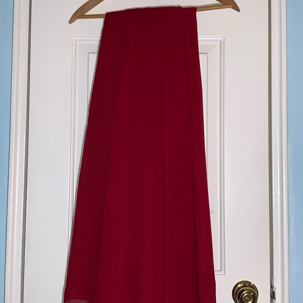 Women Maxi Skirt in Maroon